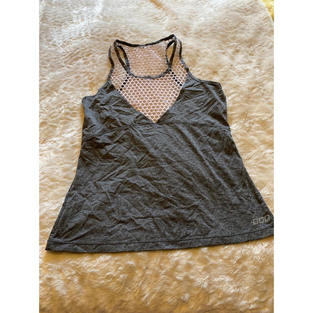Uec Lorna Jane top. Size M